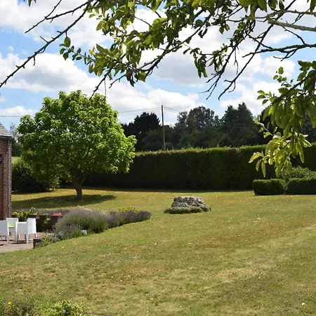 In Belgium With Private Pool & Garden ヴィラ Faulx-les-Tombes